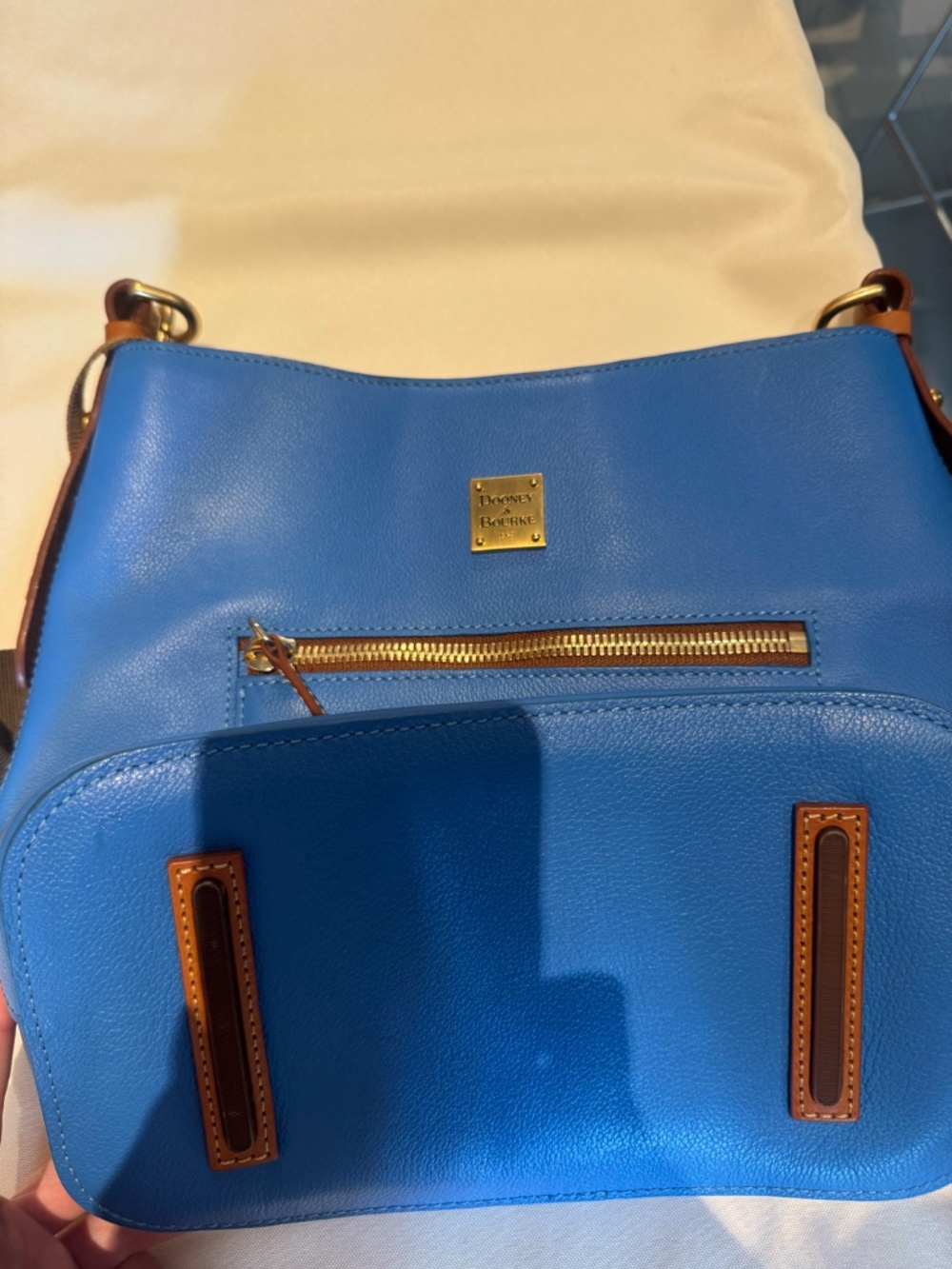 Dooney & Bourke Raleigh Roxy Shoulder Bag - Picture 4 of 8